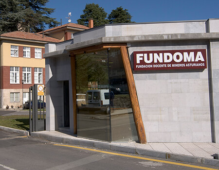 Entrada Instalaciones